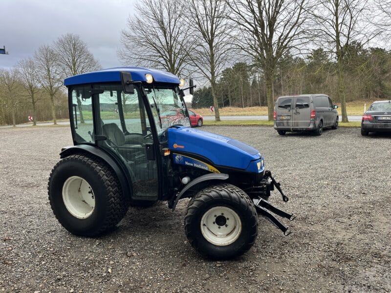 SOLGT !!! New Holland T3040 4x4